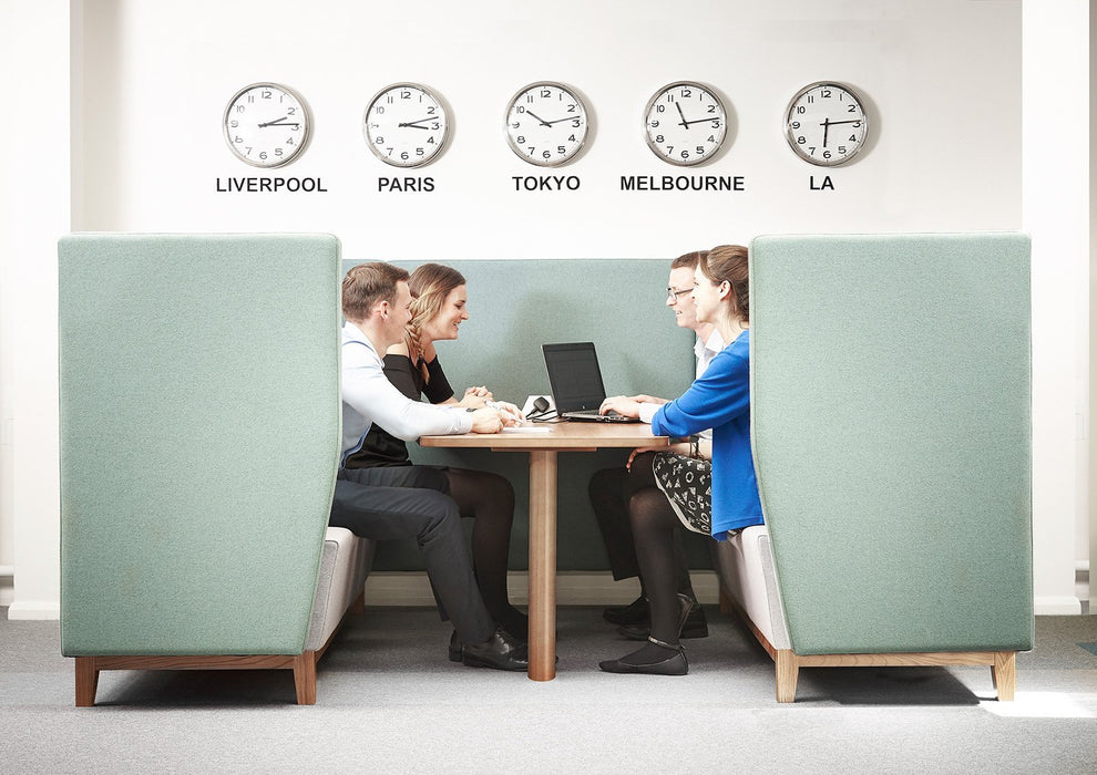 Encore Four Person Meeting Pod